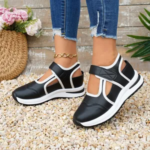 Sneaker casual con zeppa bianche e nere con cinturini in velcro per donna traspiranti