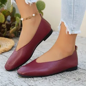 Vintage burgundy pebbled leather flat shoes for women with elegant V-shaped vamp design