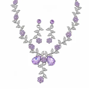 Set di Gioielli con Strass a Forma di Fiore e Foglia in Stile Palazzo Vintage Collana e Orecchini in Lega per Donna Gioielli da Festa di Lusso