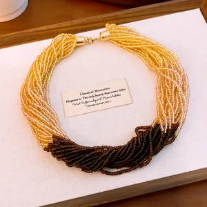 Collier multi-rangs en perles de cristal au design torsadé bicolore pour femmes