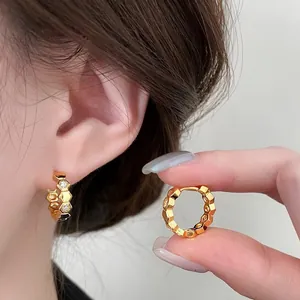 18K Gold Plated Zirconia Geometric Honeycomb Round Hoop Earrings For Women Lightweight Luxury Fashion Ear Buckle Jewelry Gift