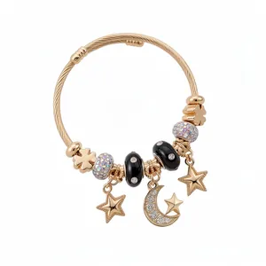 Damen Europäischer Stil Legierung Strass Stern Mond Anhänger Armreif Individueller Süßer Cool-Stil Emaille Charme Schmuck