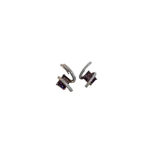 Boucles d'oreilles clous en Zirconia Violet Carré Exquises pour Femmes Luxe Léger Plaqué Argent Géométrique Incrusté Bijoux Cadeau