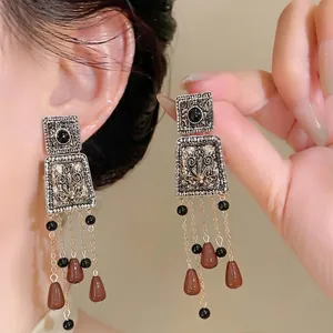 Vintage Palace Style Square Tassel Stud Earrings For Women Retro Gold Electroplated Alloy Rhinestone Drop Earrings With Silver Post