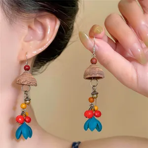 Ethnic Style Wood Flower Dangle Earrings For Women Vintage Handmade Multi Color Bead Drop Earrings Niche Exquisite Jewelry Gift