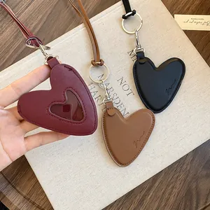 Collier Pendentif Cœur en Cuir Vintage Pour Femmes Chaîne Longue Rétro Pour Pull Design Style De Niche Accessoire Colliers Cœur