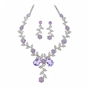 Strass Blume Blatt Halskette Ohrringe Set Legierung Schlüsselbeinkette Schmuck-Set Für Damen Light Luxury Hochzeit Party Schmuck