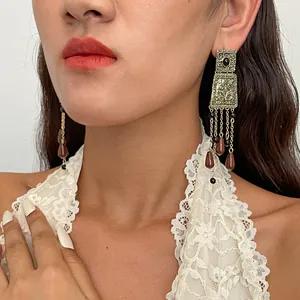Boucles d'oreilles vintage en métal avec glands et perles acryliques style rétro