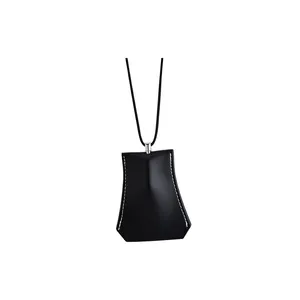 Geometrische Kunstleren Sleuteletui Hanger Ketting Vrouwen Contraststiksel Lang Koord Trui Ketting Ontwerp Woon-werkverkeer Accessoire