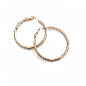 Boucles d'Oreilles Créoles en Cuivre Rondes Géométriques Plissées Modernes Avec Tige en Argent Boucles d'Oreilles Or Argent pour Femmes