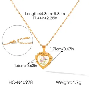 Détails de taille pour collier pendentif cœur doré à motifs floraux violets