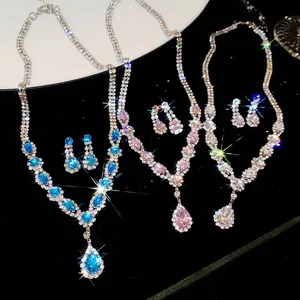 Set di Collana e Orecchini con Ciondolo a Goccia in Zirconia di Rame di Lusso con Perno in Argento Sterling 925 Elegante Set di Gioielli con Strass da Donna