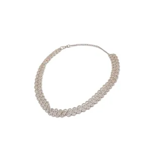 Versilbertes Kupfer Hohle Spitze Schmuckset Strass Geometrische Halskette Armband Für Damen Minimalistischer Modeschmuck