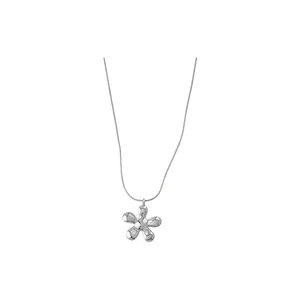 Korean Style Minimalist Silver Flower Pendant Necklace For Women Copper Snake Chain Liquid Metal Texture Daily Accessory Jewelry