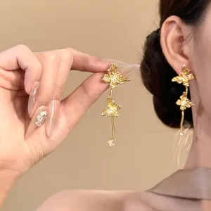 Boucles d'Oreilles Pendantes Papillon en Alliage Vintage Avec Tige en Argent Strass Incrusté Bijoux de Mode pour Femmes