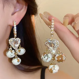 Französischer Vintage Hofstil Herz Strass Inlay Stoff Blumenball Anhänger Ohrstecker Für Damen Kupfer Schmuck Mit Silber Stift