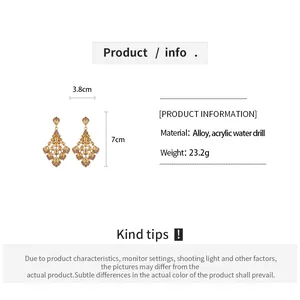 Detailed size and material info for gold rhombus drop earrings with water drills