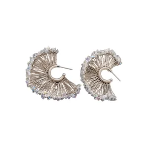 Franse Elegante Ronde Glazen Kralen Oorknopjes Voor Dames Verzilverd Messing Handgeweven Waaiervorm Niche Sieraden Accessoires