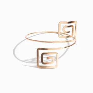 Bracelet manchette élégant en métal doré à spirale carrée géométrique, style minimaliste
