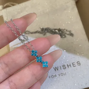 Collier Pendentif Fleur en Zirconia Bleu Luxe Français Chaîne de Clavicule en Cuivre Plaqué Argent Bijoux Pour Femmes