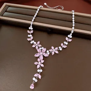 Elegante Franse paleisstijl zirkoon bloem en druppel hanger ketting met roze kristallen