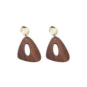 Boucles d'oreilles clous géométriques en bois de style ethnique vintage pour femmes