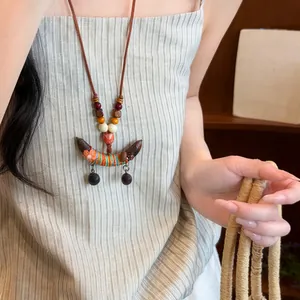 Vintage Etnische Houten Kralen Erwt Hanger Ketting Voor Vrouwen Handgemaakte Stof Omwikkeld Bloemen Lange Trui Ketting Sieraden