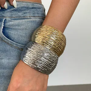 Vintage Legering Gerimpelde Textuur Brede Armband Voor Vrouwen Goud Zilver Verguld Geometrische Cirkel Armring Niche Sieraden Cadeau