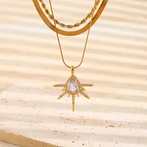 Drielaagse ketting van 18K verguld roestvrij staal met stralende druppel hanger