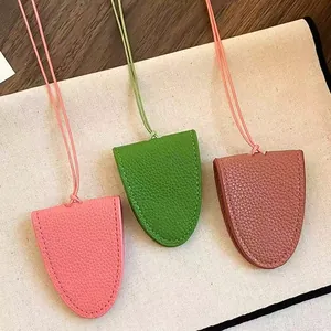 Collier Porte-Lunettes Magnétique en Cuir Portable Anti-perte Chaîne de Pull en Cuir Grain de Litchi pour Femmes Bijoux Fonctionnels