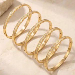 Fashion Gold Plated Stainless Steel Rhinestone Inlaid Bangle For Women Geometric Oval Clasp Bangle Bracelet Jewelry
