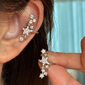 Ear Cuffs en Cuivre Zirconia Amas d'Étoiles pour Femmes Boucles d'Oreilles Clip Géométriques Étoilées Bijoux de Banlieue