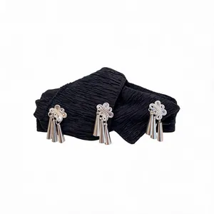 Nieuwe Chinese Stijl Kunstparel Bloem Kwastje Haarclip Elegante Zilveren Legering Eendenbek Clip Stof Haarpeld Dames Sieraden