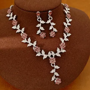 Palast-Stil Kupfer Zirkonia Blatt Blume Schmuckset Für Damen Vintage Luxus Schlüsselbeinkette Ohrringe Set 925 Silber Stift Hochzeit Party Zubehör