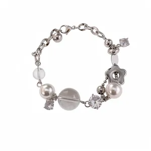 Bracelet Fleur en Zircone et Perle Artificielle Cuivre Acier Inoxydable Perle de Verre Bijoux Femmes Ornement