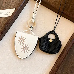 Handgemaakte zonnebloem brilhouder ketting en geweven mini tas trui ketting voor dames