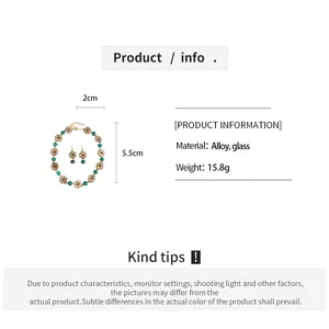 Technical specifications of vintage floral necklace set with size and material info