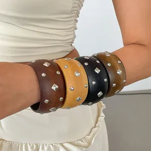 Ethnic Wood Bangle Bracelet For Women Vintage Geometric Rhombus Copper Rivet Studded Minimalist Fashion Jewelry Wristband