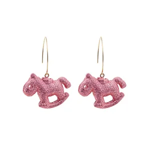 Boucles d'Oreilles Pendantes Poney Étoile en Argile avec Strass Scintillants Exagérés Luxe Élégant Crochet d'Oreille Doré Bijoux pour Femmes Fête