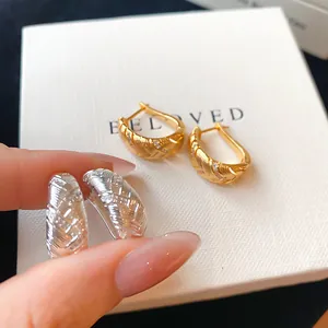 Vintage geometrische oorringen met zirkonia in goud- en zilverkleurige finish