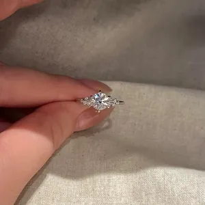 French Style Round Zirconia Open Ring Niche Design Elegant Adjustable Copper Finger Ring Jewelry Gift For Women