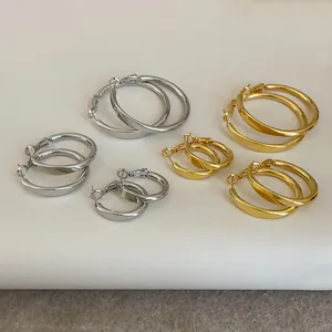 Minimalistische Glänzende Runde Kreolen Für Damen Kupfer Vergoldet Versilbert Geometrische Kreis Metall Ohrringe Mode Schmuck