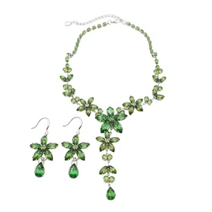 Style Palais Vintage Cuivre Zirconia Fleur Goutte d'Eau Pendentif Collier Et Boucles d'Oreilles pour Femmes Bijoux de Banquet Élégants