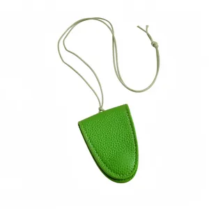 Collier Porte-lunettes Moderne en Cuir Dopamine pour Femmes Fait à la Main Motif Litchi Cordon de Suspension Anti-perte Bijoux Chaîne de Pull