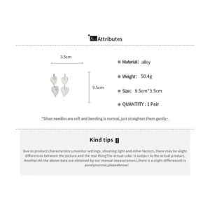 Technical specifications and size details for retro heart-shaped leaf drop earrings