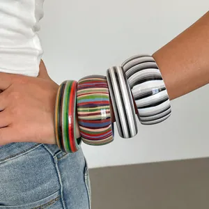 Vintage Resin Striped Geometric Bangle Bracelet Set For Women Retro Western Style Enamel Drip Oil Thick Multicolor Black White Jewelry Gift