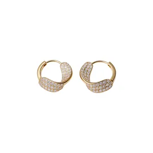 Boucles d'Oreilles à Boucle d'Oreille Incurvées en Zirconia de Style Français pour Femmes Élégantes Boucles d'Oreilles en Cuivre Minimalistes Incrustées de Zirconia Bijoux