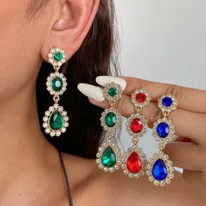 Boucles d'Oreilles Clous Goutte d'Eau Vintage Style Palais Gland Tige en Argent Alliage Strass Bijoux Femme