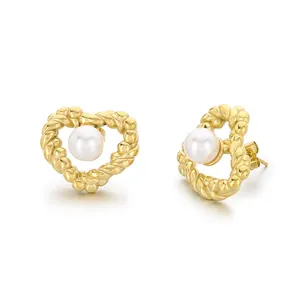 Élégantes boucles d'oreilles cœur en acier inoxydable avec texture géométrique et perle