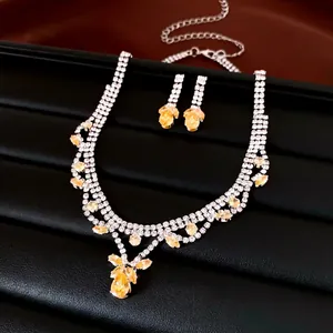 Zirconia Waterdruppel Hanger Ketting Oorbellen Sieradenset Verzilverd Koper Elegant Bruiloft Banket Accessoires Voor Vrouwen